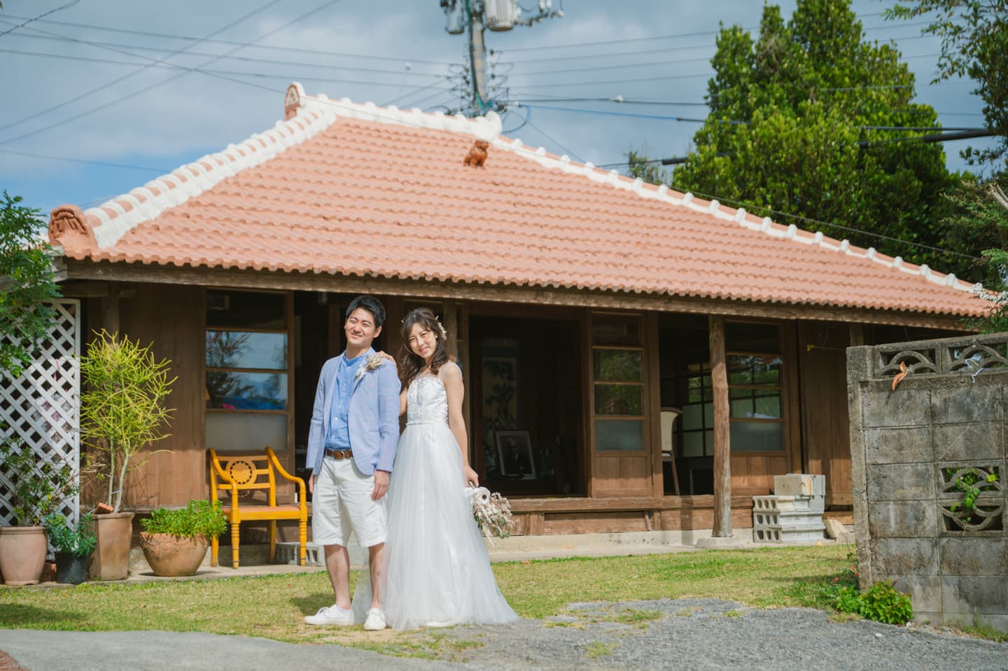 沖縄県宜野座村の古民家で叶えるフォトウェディング・前撮り